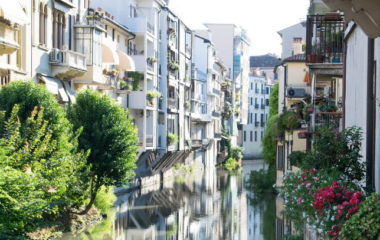 EU lawmakers massive renovation of buildings rooftop solar