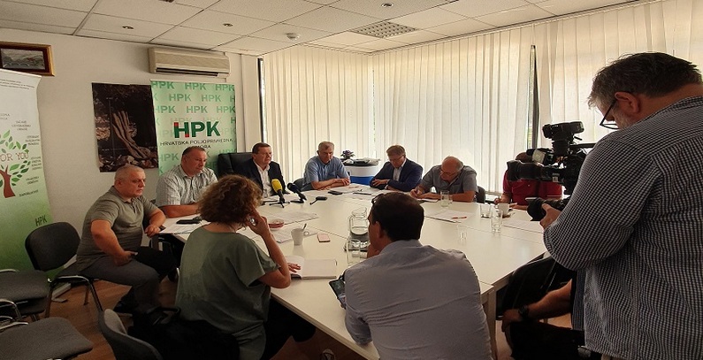Croatian farmers urge scrapping public call for renewables auctions