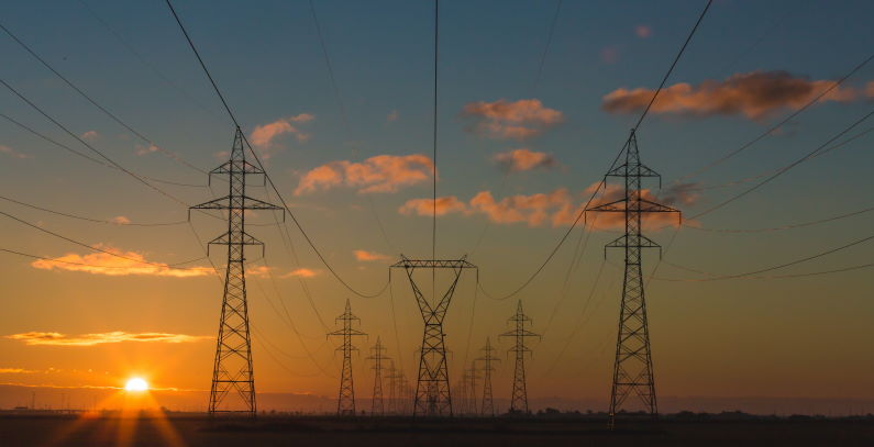 Greece to move forward with privatization of energy, mining companies