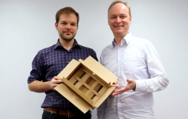 Manyfolds packaging protects items saves space in shipping Gutman Thomsen clim@