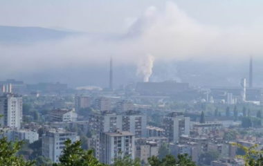 Smoke landfill fire copper smelter Bor Serbia
