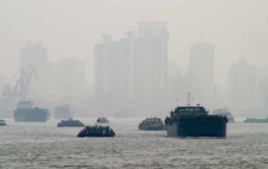 China launches carbon trading system