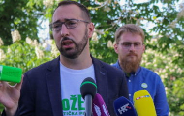 Tomislav Tomasevic strong lead Zagreb mayoral election green left