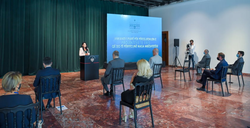 Albania calls bids 100 MW wind power