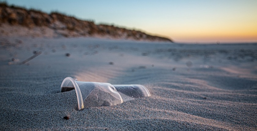 plastic-cup-waste-beach