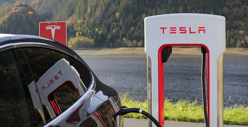 Supercharger for online electric cars