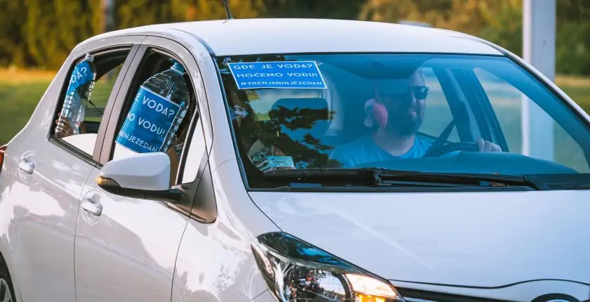 Zrenjanin Serbia radicalize protests after 17 years of thirst