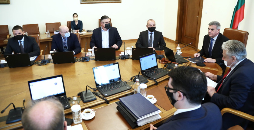 Bulgarian government subsidizes businesses with EUR 51 per MWh