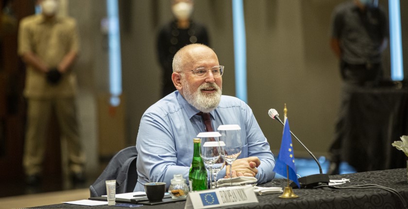 Timmermans place for gas nuclear energy EU mix