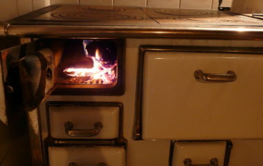 Solutions for energy poverty in Energy Community study