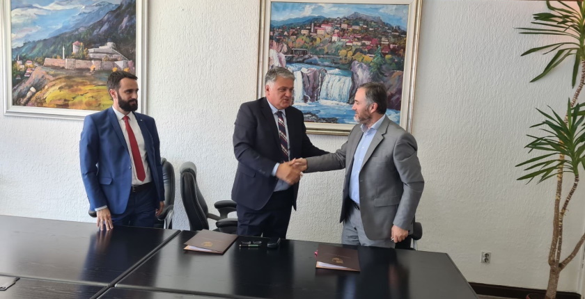 EPBiH signs concession for two solar power plants bugojno gracanica
