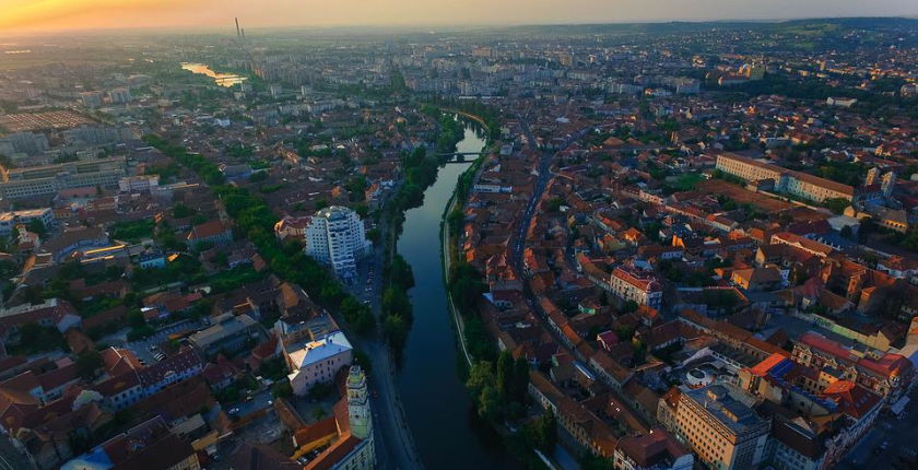 Romanian heating plant 80 MW solar park green hydrogen gas