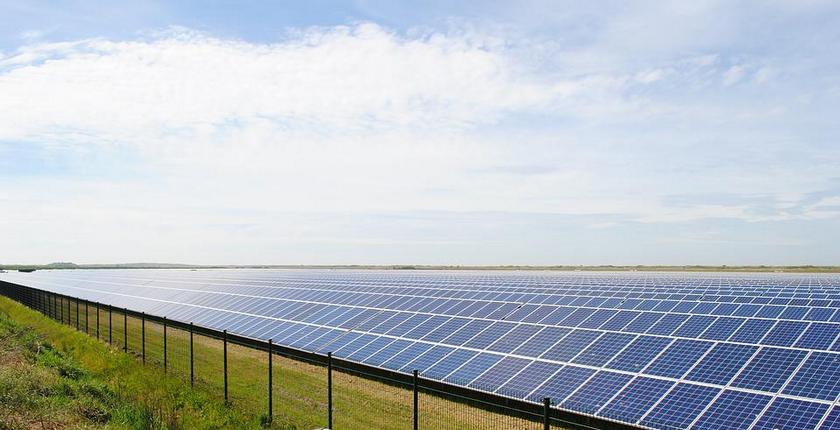 PPC-Renewables-Greece-solar-panels