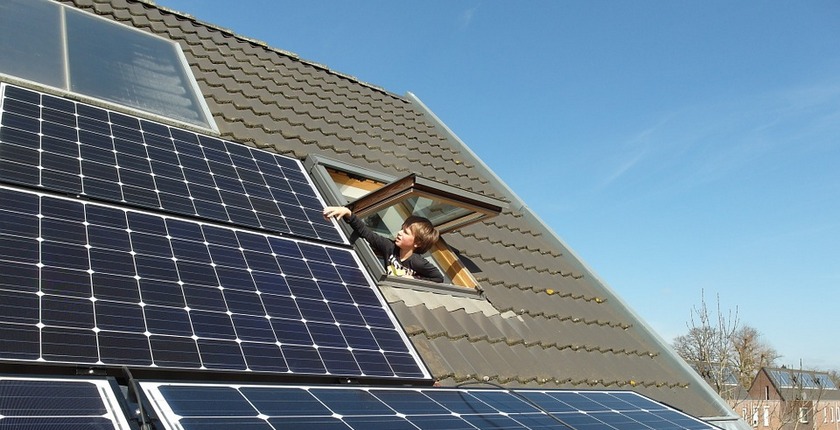 small-solar-power-plants-panels