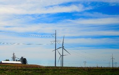 Bulgaria 28 GW renewables projects requesting grid connection