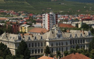 Romanian city Bistrita equip educational institutions renewables