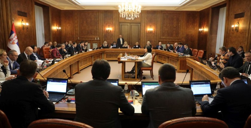 Serbia issues decree to expand list of energy consumers eligible for aid