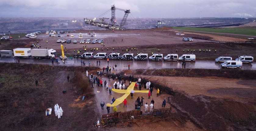 Eco-activists on barricades defend village Lützerath in Germany from expansion of coal mines