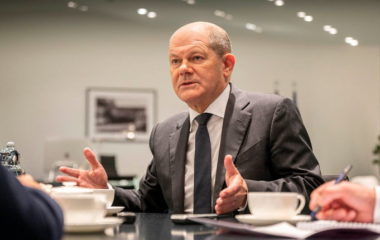 Scholz Germany to install four to five onshore wind turbines every day