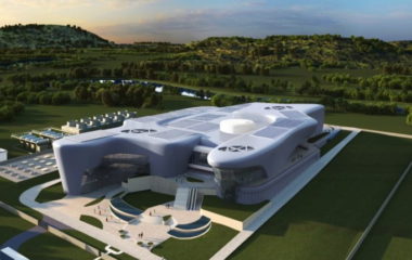 Who will win the race to install first small modular nuclear reactor Holtec SMR