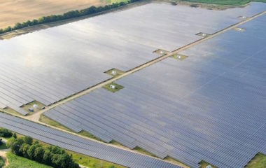 HELLENiQ Energy takes over 180 MW solar power project portfolio