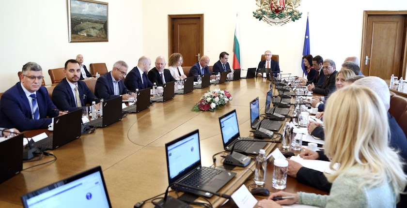 Law on Energy Bulgaria bill liberalize wholesale power market energy communities