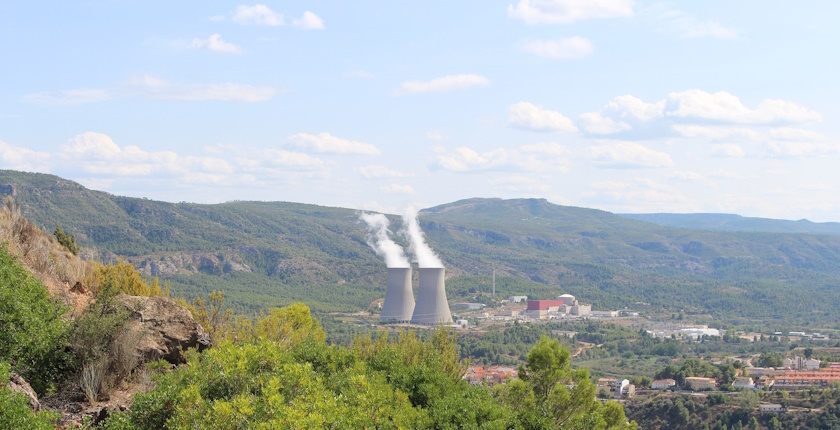 Spain start shutting down nuclear reactors 2027