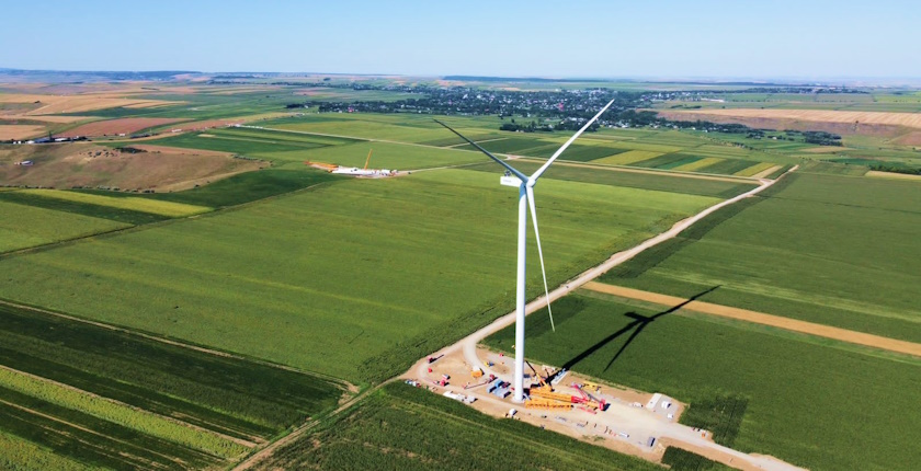 Dtek Puts Wind Farm Solar Park Into Operation In Romania 6860