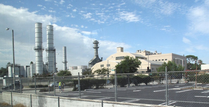 Veolia 430 MW gas power plant Hungary Uniper