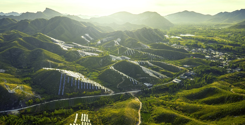 IRENA-Global-solar-power-capacity-surpasses-hydropower-in-2023