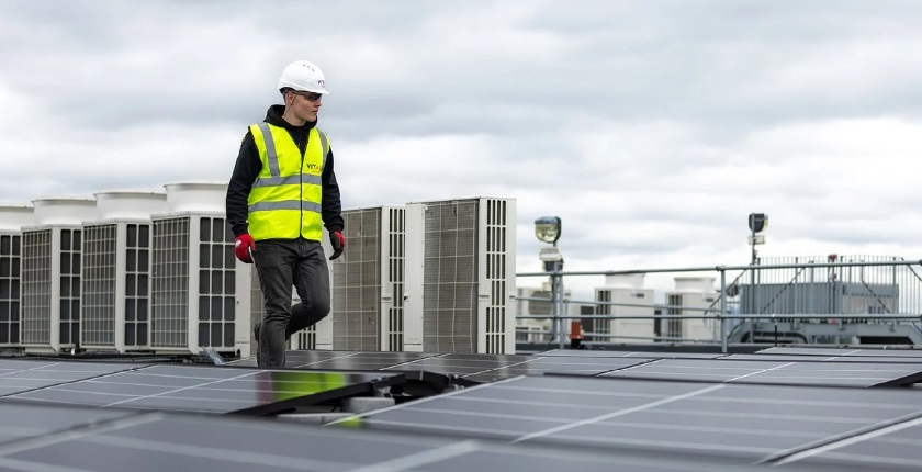 Small Greek investors faced with cancellations for renewable energy projects in the distribution network