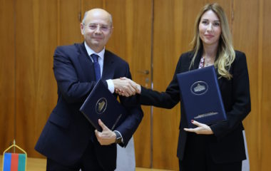 Serbia Azerbaijan ink gas supply deals MoU on green energy