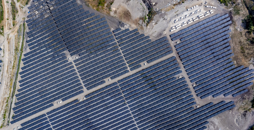 bulgaria hybrid park pernik solar storage solaris holding sunotec eurohold electrohold