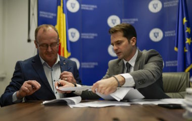 Romania grants EUR 64 million for municipal solar power projects