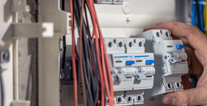 Greece imposes strict fines for power theft