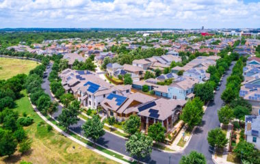 Prosumers in Romania neck and neck commercial PV plants capacity