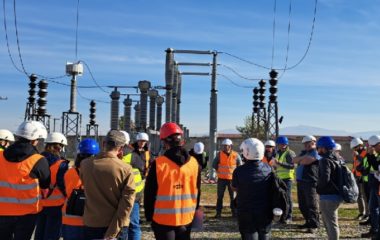 Smart meters, wildfires and new demand raise Greek power distribution plan to 4.8 billion