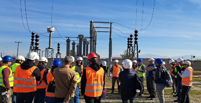 Smart meters, wildfires and new demand raise Greek power distribution plan to 4.8 billion