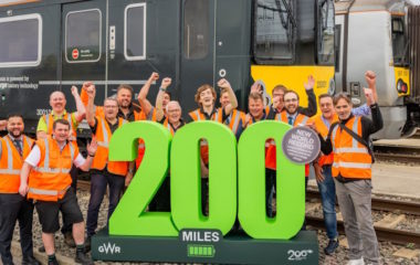 UK battery train breaks record by traveling 320 kilometers without recharging
