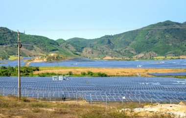 Romanian town partnership 200 MW solar park with BESS