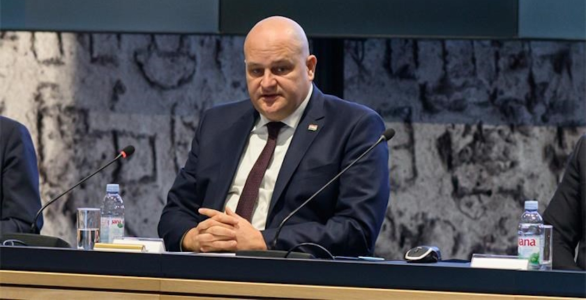 Susnjar Croatia prepared buy oil company NIS in Serbia