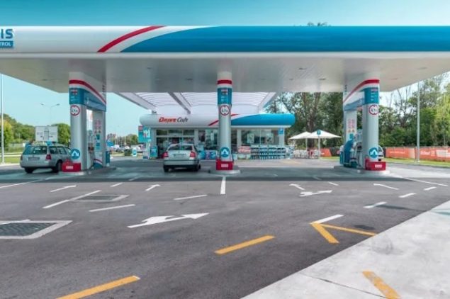 MOL talks possibilityof purchasing stake Serbia NIS