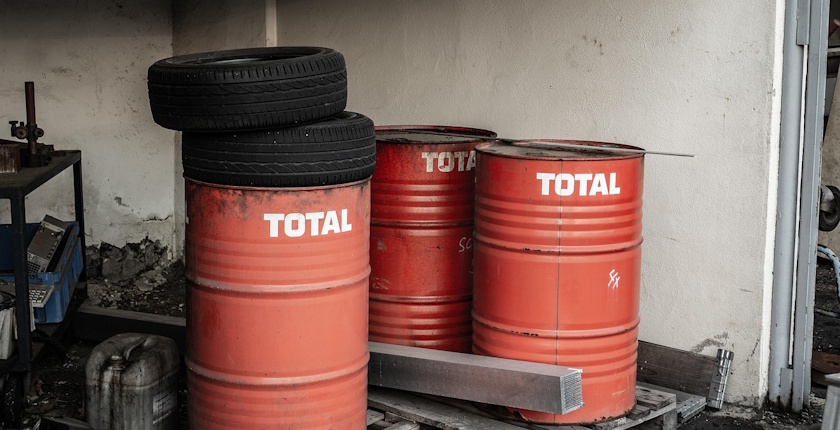 Tens of thousands of tons of waste motor oil unaccounted for in Serbia