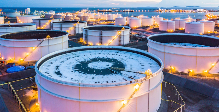 Brent oil on track for highest ever monthly jump in March