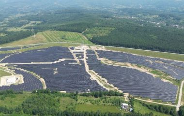 astronergy solar park romania