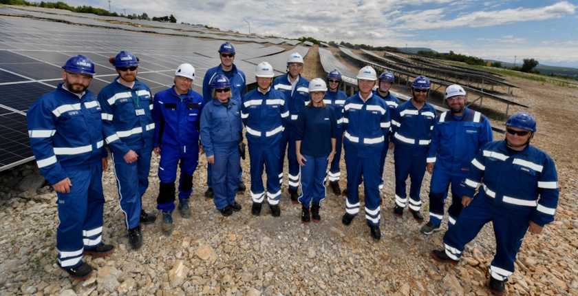 INA completes installation of solar panels for power plant that will supply green hydrogen facility