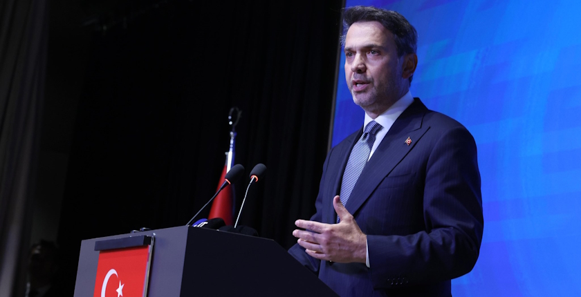 Turkey calls 2026 renewables wind solar auction round Bayraktar vows to speed up buildout