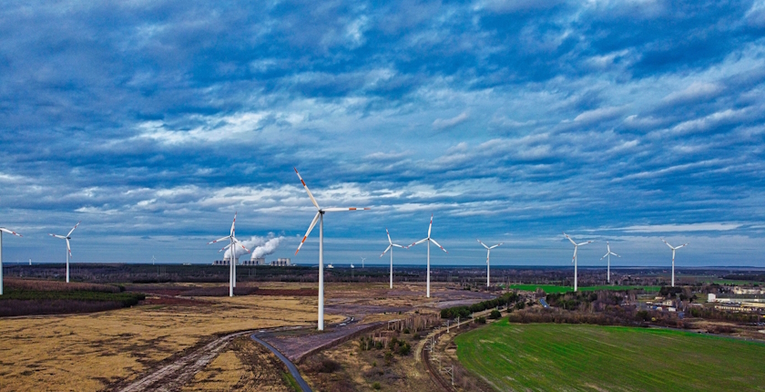 Spectacular US renewables expansion defies Trump hostility
