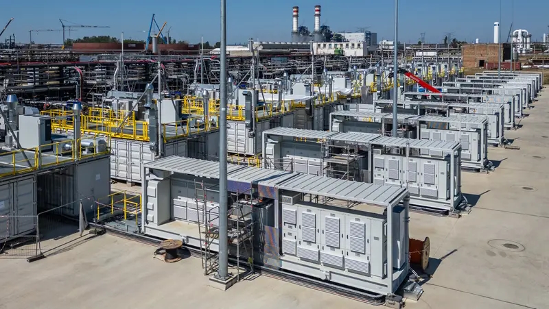 Simtel Team battery contract Romania for OMV Petrom first large solar park